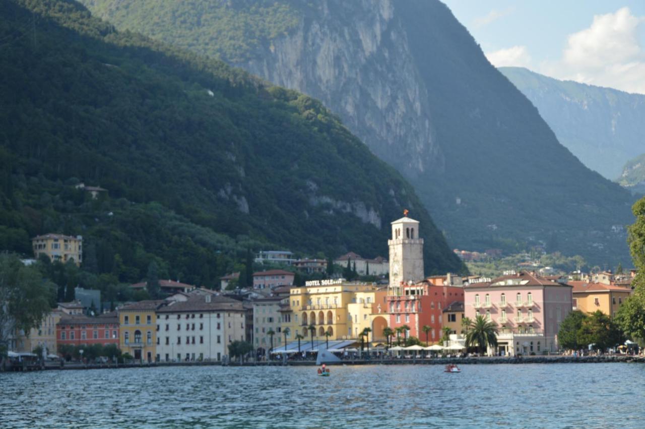 Appartamento Sunrise - Centro Storico N1 Riva del Garda Dış mekan fotoğraf
