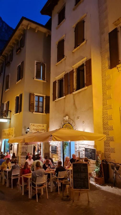 Appartamento Sunrise - Centro Storico N1 Riva del Garda Dış mekan fotoğraf