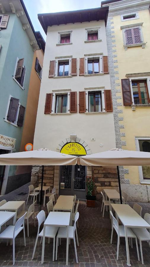 Appartamento Sunrise - Centro Storico N1 Riva del Garda Dış mekan fotoğraf