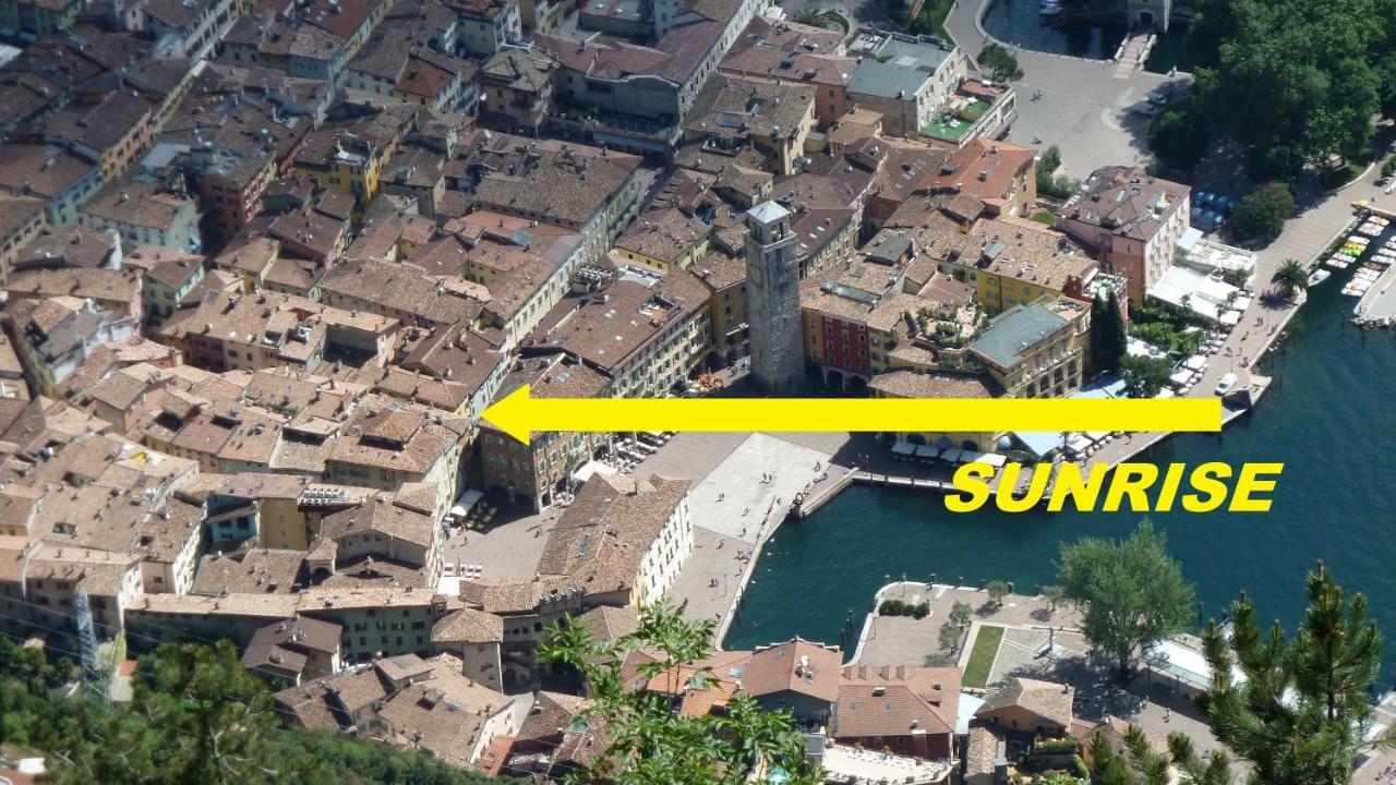 Appartamento Sunrise - Centro Storico N1 Riva del Garda Dış mekan fotoğraf